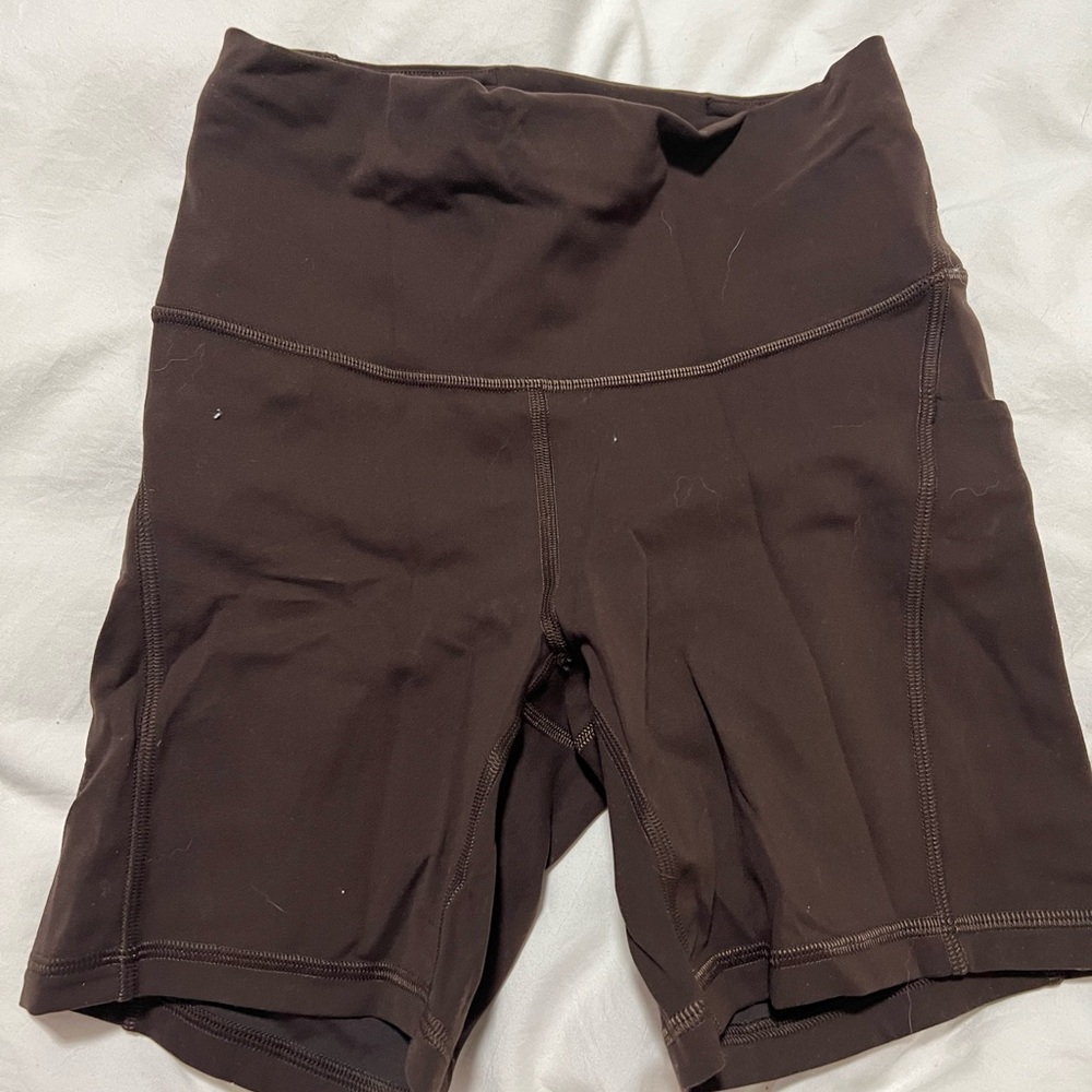 LULULEMON BROWN BIKER SHORTS